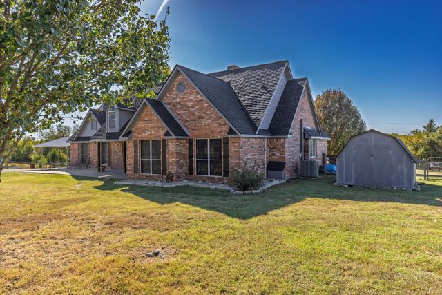 742 County Road 5060, Leonard, TX 75452