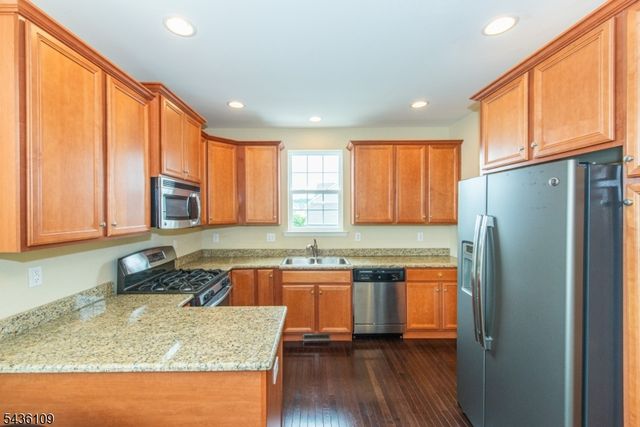 117 Sowers Dr, Mount Olive Twp., NJ 07840