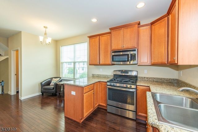 117 Sowers Dr, Mount Olive Twp., NJ 07840
