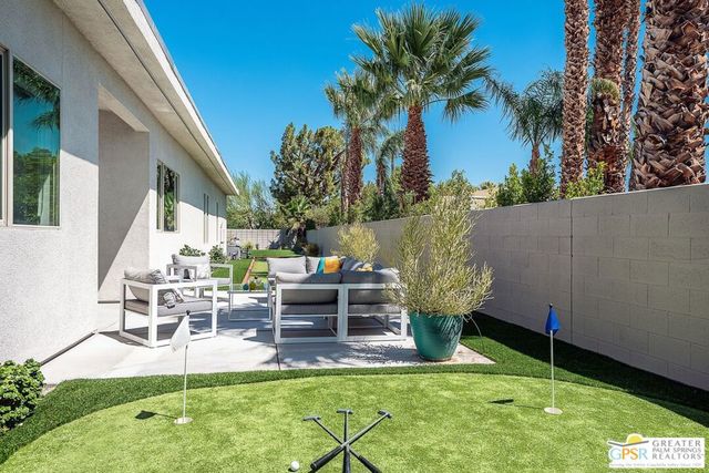 1157 Enamor Court, Palm Springs, CA 92262