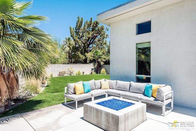 1157 Enamor Court, Palm Springs, CA 92262