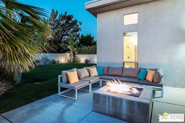 1157 Enamor Court, Palm Springs, CA 92262