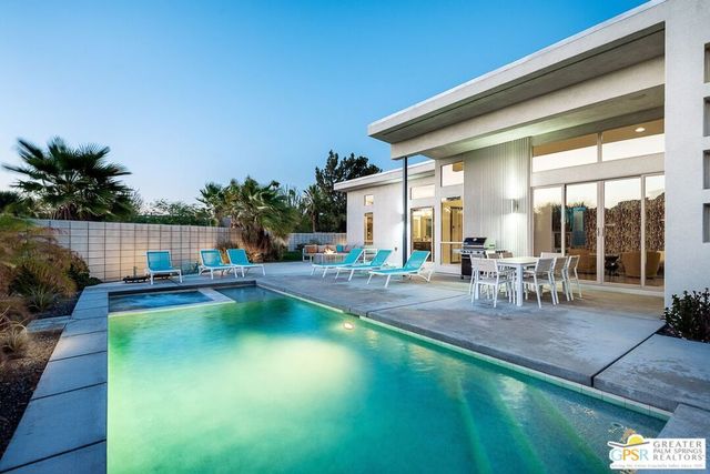 1157 Enamor Court, Palm Springs, CA 92262