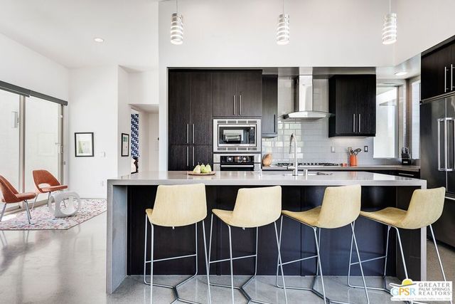 1157 Enamor Court, Palm Springs, CA 92262