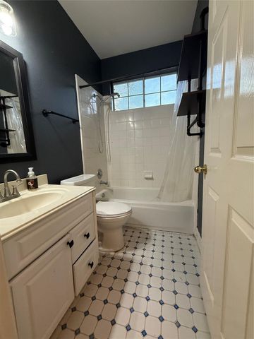 2010 Trail Water Court, Houston, TX 77339
