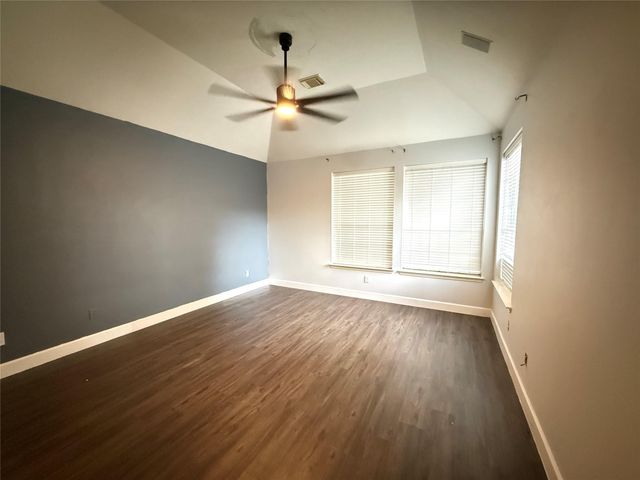 2010 Trail Water Court, Houston, TX 77339