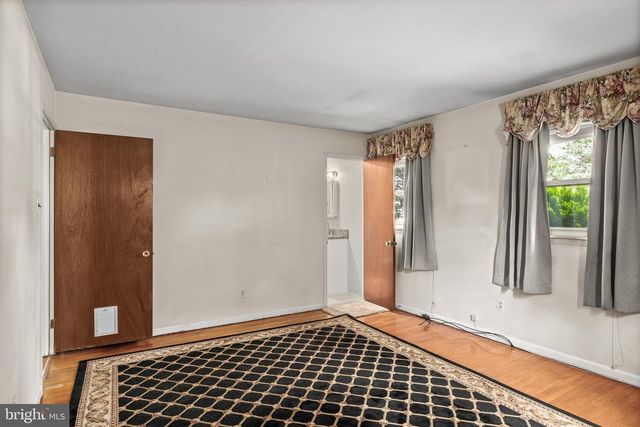 718 RANCOCAS AVENUE, Riverside, NJ 08075