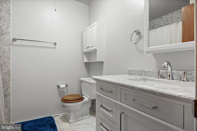 718 RANCOCAS AVENUE, Riverside, NJ 08075