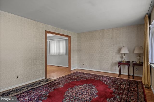 718 RANCOCAS AVENUE, Riverside, NJ 08075