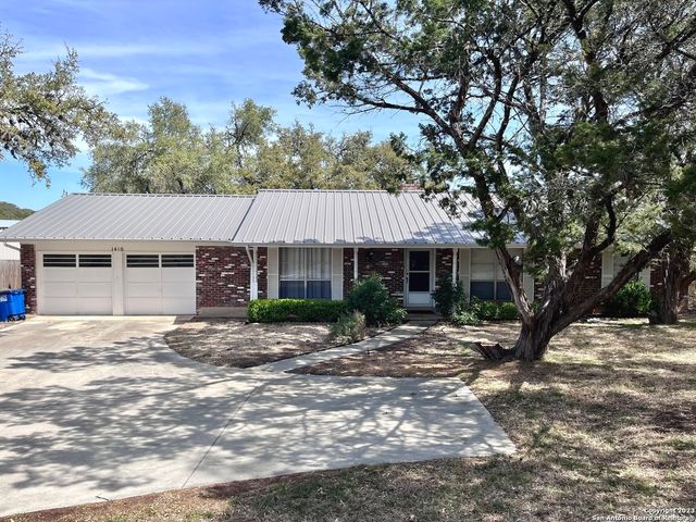 1410 Colleen Dr, Canyon Lake, TX 78133
