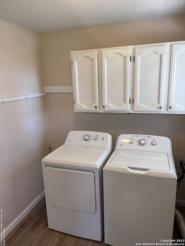 1410 Colleen Dr, Canyon Lake, TX 78133