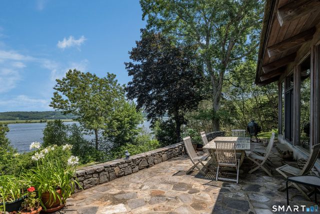 41 Watrous Point Road, Old Saybrook, CT 06475