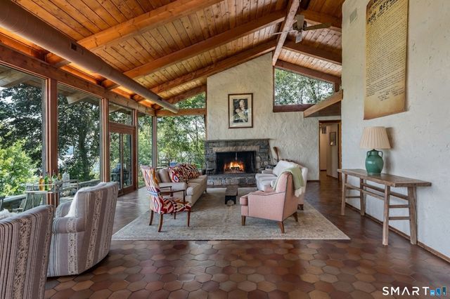 41 Watrous Point Road, Old Saybrook, CT 06475