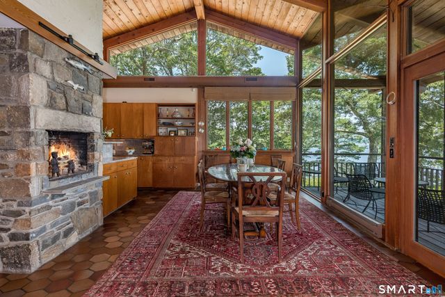 41 Watrous Point Road, Old Saybrook, CT 06475