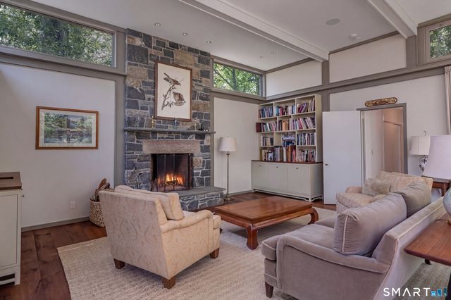 41 Watrous Point Road, Old Saybrook, CT 06475