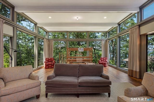 41 Watrous Point Road, Old Saybrook, CT 06475