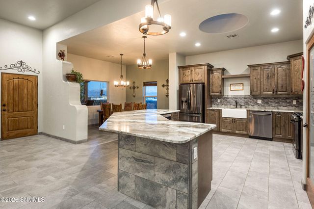 1622 Calle De Valezquez, Las Cruces, NM 88007