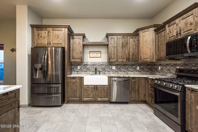 1622 Calle De Valezquez, Las Cruces, NM 88007