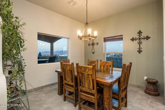 1622 Calle De Valezquez, Las Cruces, NM 88007