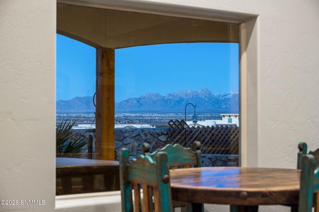 1622 Calle De Valezquez, Las Cruces, NM 88007