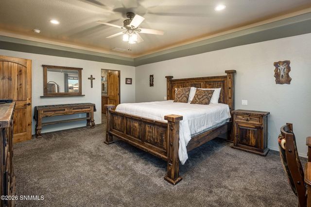 1622 Calle De Valezquez, Las Cruces, NM 88007