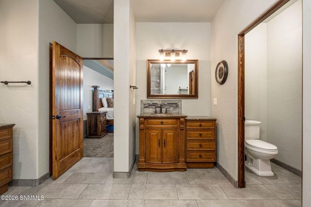 1622 Calle De Valezquez, Las Cruces, NM 88007