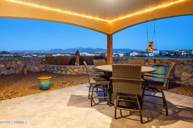 1622 Calle De Valezquez, Las Cruces, NM 88007