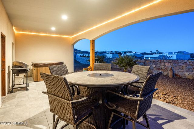 1622 Calle De Valezquez, Las Cruces, NM 88007