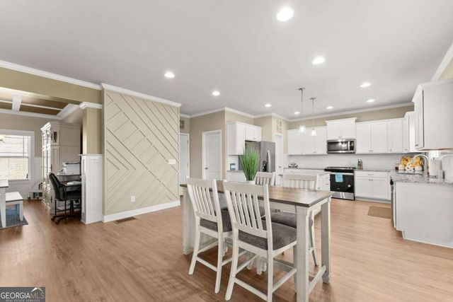 3929 Camden Court, Gainesville, GA 30506