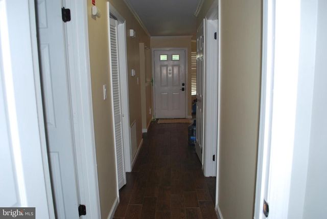 5 POWELL CT, Hightstown, NJ 08520