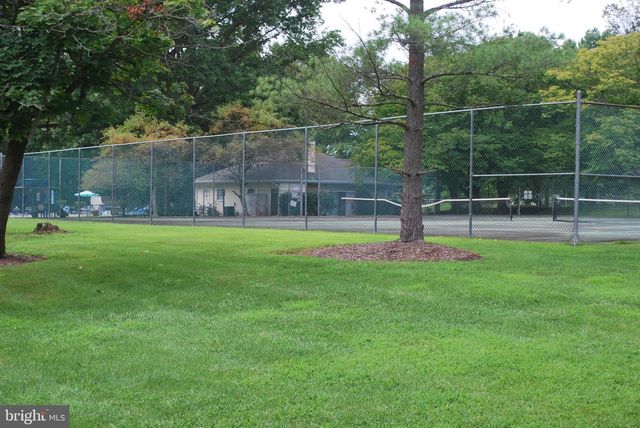 5 POWELL CT, Hightstown, NJ 08520