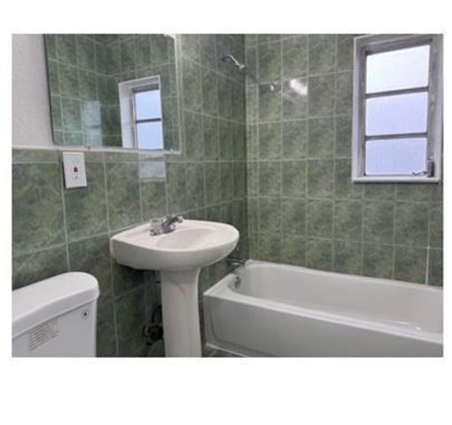 16201 NW 27th Avenue NW 16201, Opa-locka, FL 33054
