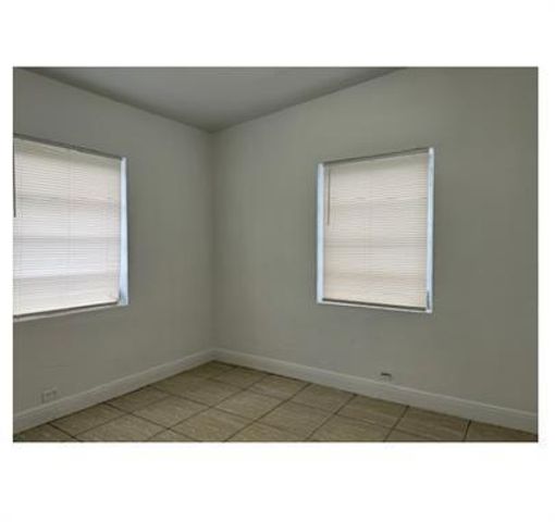 16201 NW 27th Avenue NW 16201, Opa-locka, FL 33054