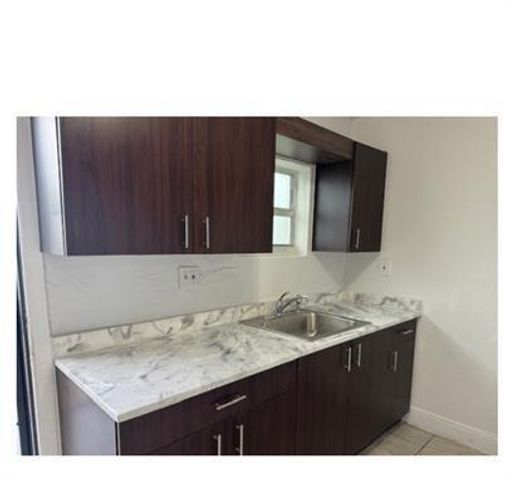 16201 NW 27th Avenue NW 16201, Opa-locka, FL 33054