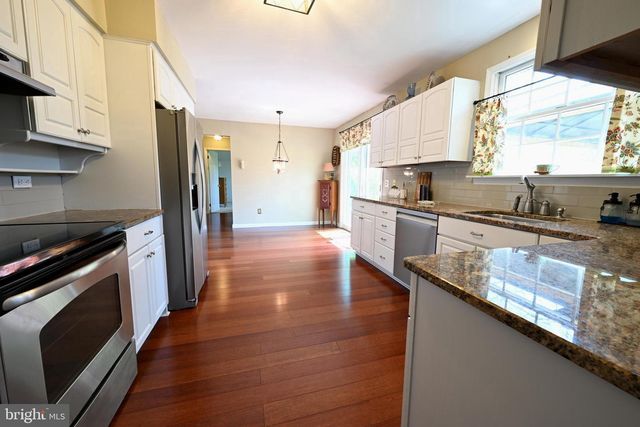 126 JULIUSTOWN RD, Columbus, NJ 08022