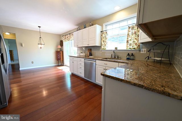 126 JULIUSTOWN RD, Columbus, NJ 08022