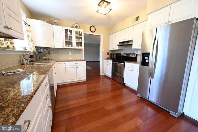 126 JULIUSTOWN RD, Columbus, NJ 08022