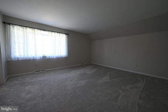 126 JULIUSTOWN RD, Columbus, NJ 08022