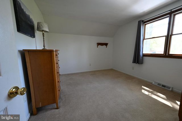 126 JULIUSTOWN RD, Columbus, NJ 08022