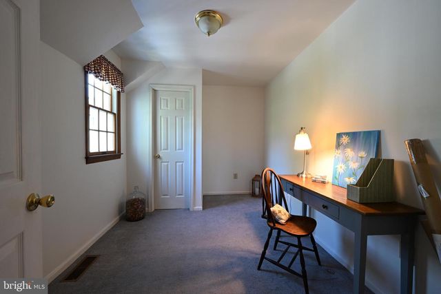 126 JULIUSTOWN RD, Columbus, NJ 08022