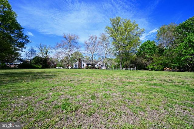 126 JULIUSTOWN RD, Columbus, NJ 08022