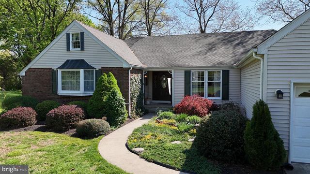 126 JULIUSTOWN RD, Columbus, NJ 08022