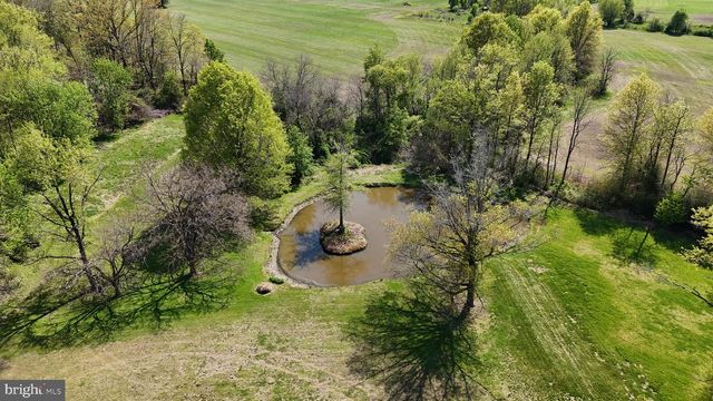 126 JULIUSTOWN RD, Columbus, NJ 08022