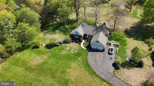 126 JULIUSTOWN RD, Columbus, NJ 08022