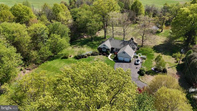 126 JULIUSTOWN RD, Columbus, NJ 08022