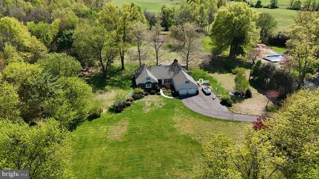 126 JULIUSTOWN RD, Columbus, NJ 08022