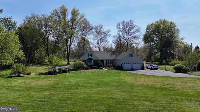 126 JULIUSTOWN RD, Columbus, NJ 08022