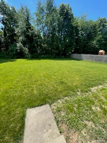 1113 Tartan Lane, Walled Lake, MI 48390