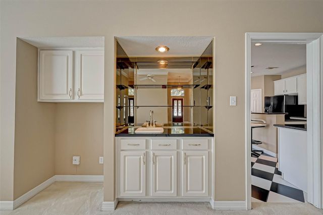 14303 Reissen Lane, Houston, TX 77069
