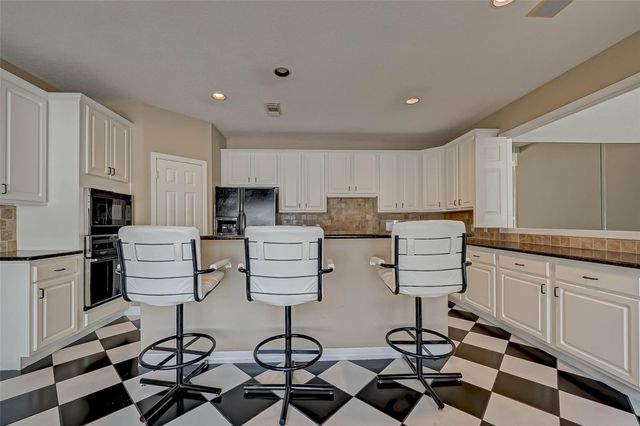 14303 Reissen Lane, Houston, TX 77069